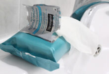 Khăn giấy tẩy trang: 7 loại khăn giấy tẩy trang dưỡng da tốt