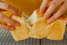 Cách làm bánh mì sữa ăn sáng bằng nồi chiên không dầu